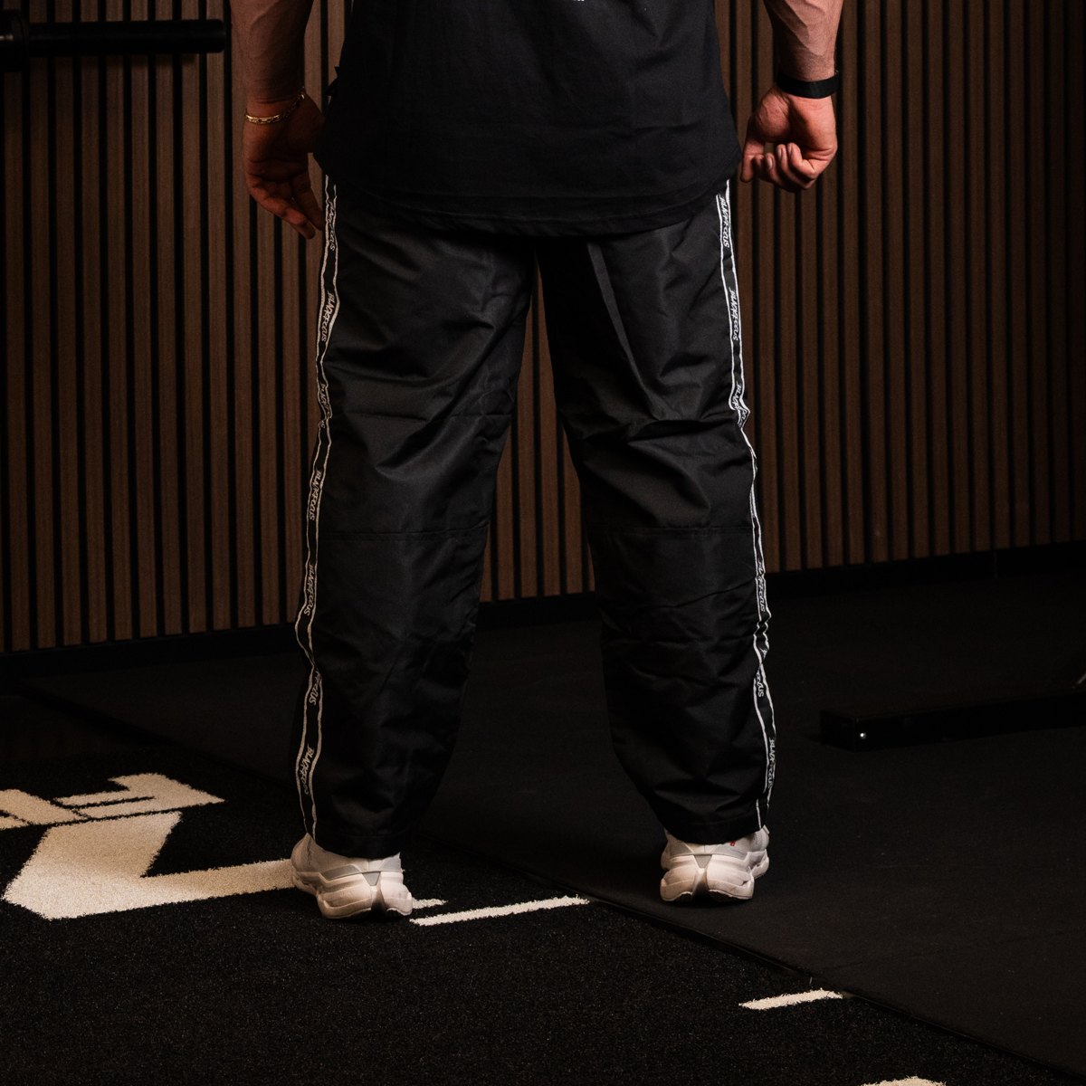 Memento Mori Track Pants: Vista posteriore / Track Pants